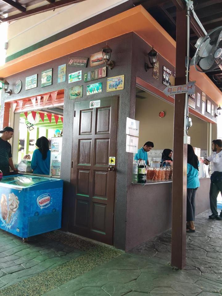Asfa D Village - Resort - Homestay - Family Room Kemasik エクステリア 写真
